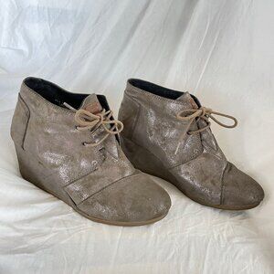 TOMS Metallic Lace Up Desert Booties - Wedge Heel - Size 10 Wide